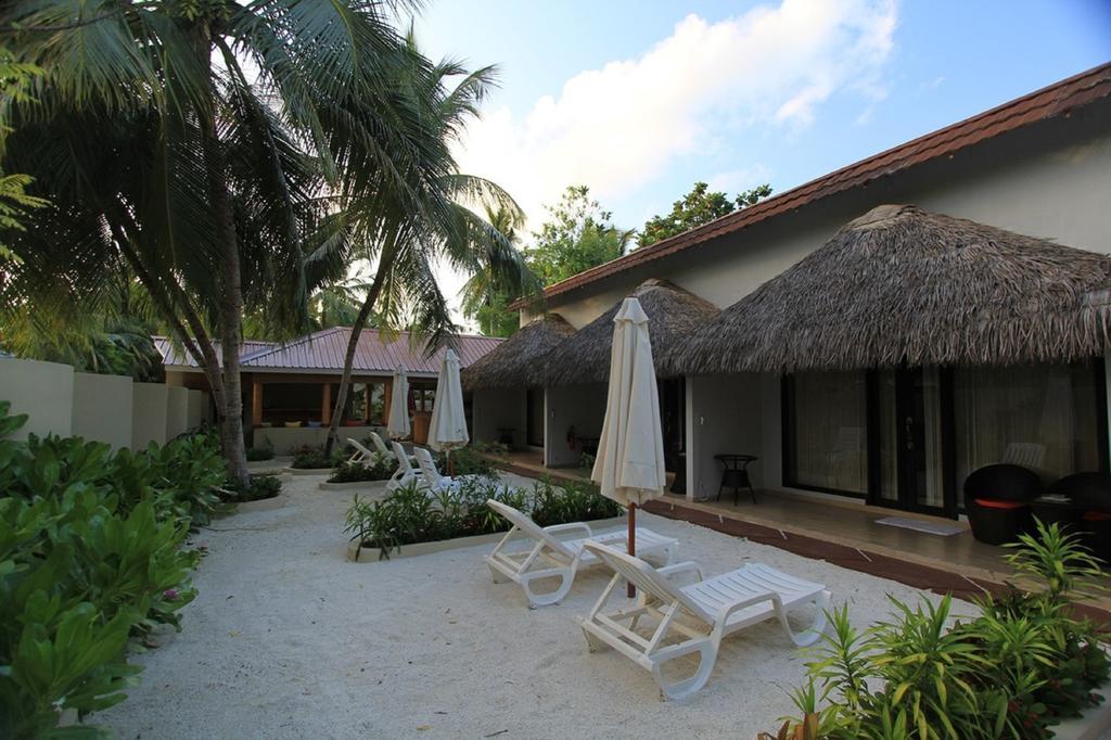 Local Island Inn Hangnaameedhoo Екстериор снимка