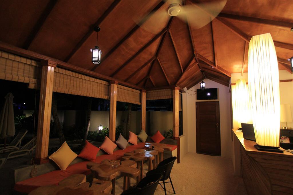 Local Island Inn Hangnaameedhoo Екстериор снимка