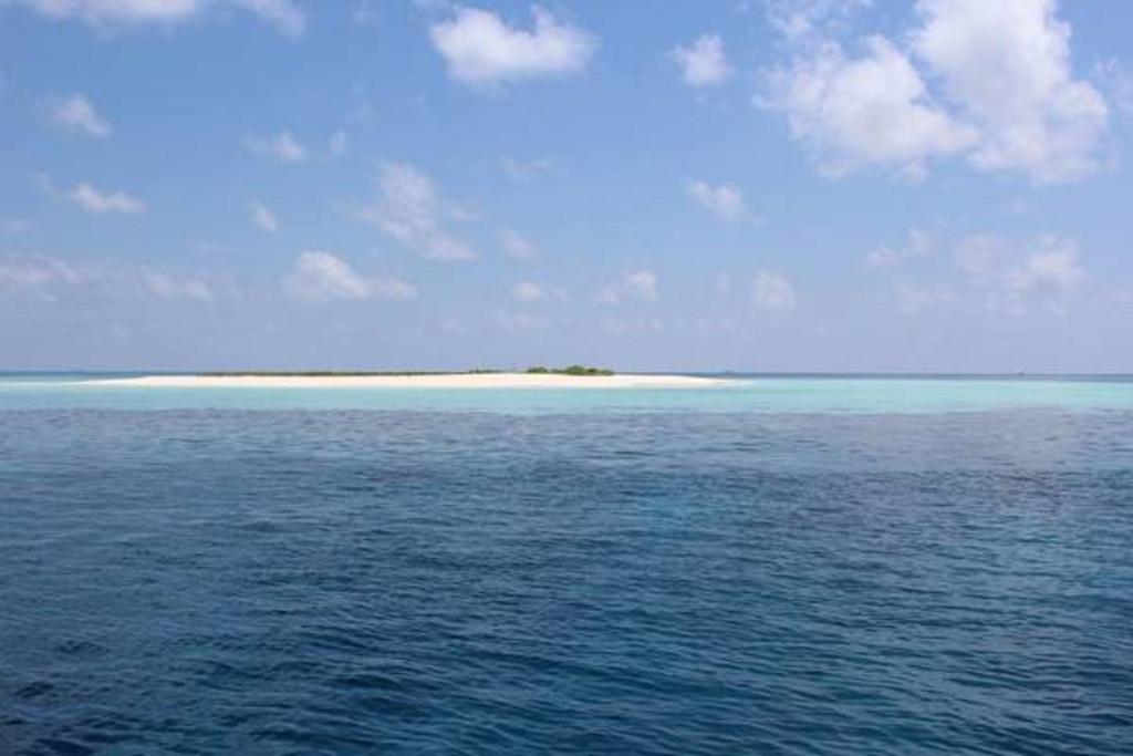 Local Island Inn Hangnaameedhoo Екстериор снимка