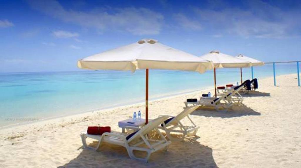 Local Island Inn Hangnaameedhoo Екстериор снимка