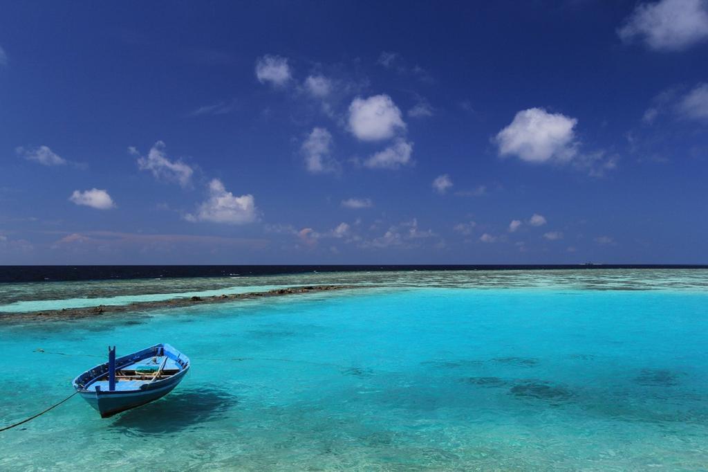 Local Island Inn Hangnaameedhoo Екстериор снимка