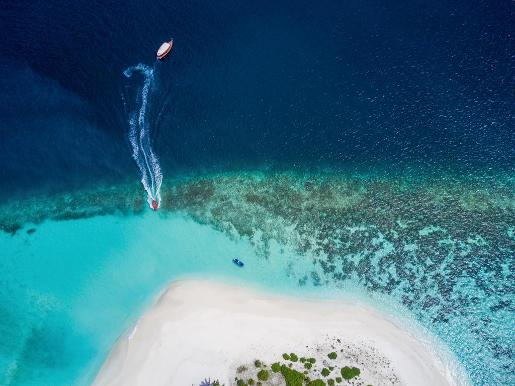Local Island Inn Hangnaameedhoo Екстериор снимка